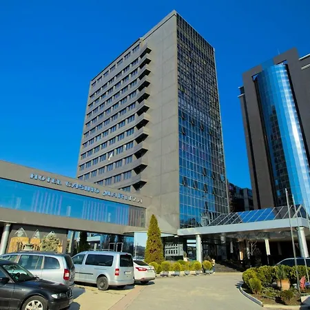 Lux 1 With Free Parking *